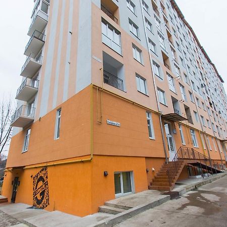 Modern Apartment On Akademika Sakharova 27A Івано-Франківськ Екстер'єр фото