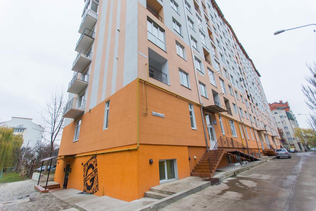 Modern Apartment On Akademika Sakharova 27A Івано-Франківськ Екстер'єр фото