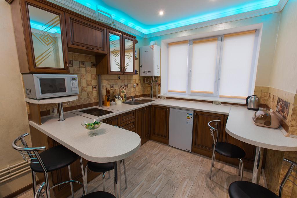 Modern Apartment On Akademika Sakharova 27A Івано-Франківськ Екстер'єр фото