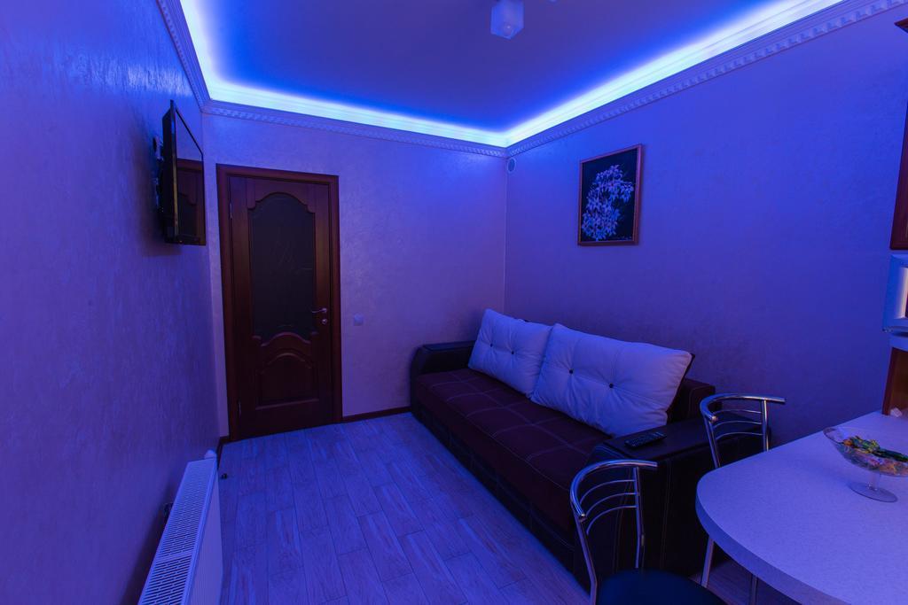 Modern Apartment On Akademika Sakharova 27A Івано-Франківськ Екстер'єр фото