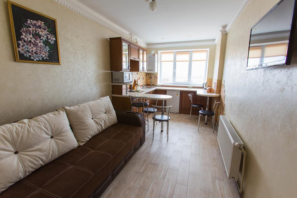 Modern Apartment On Akademika Sakharova 27A Івано-Франківськ Екстер'єр фото