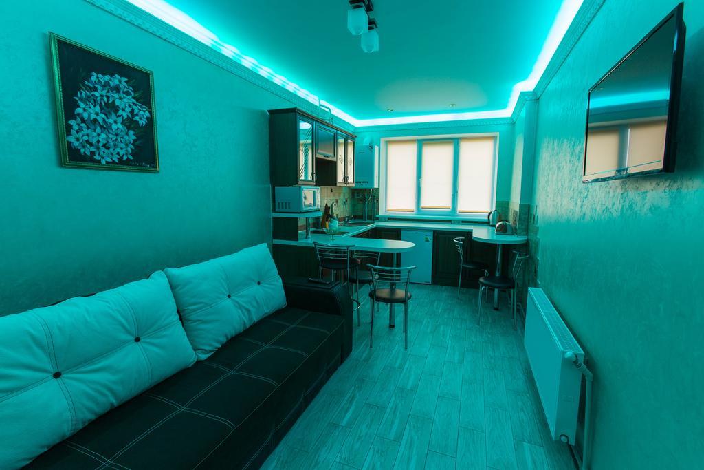 Modern Apartment On Akademika Sakharova 27A Івано-Франківськ Екстер'єр фото